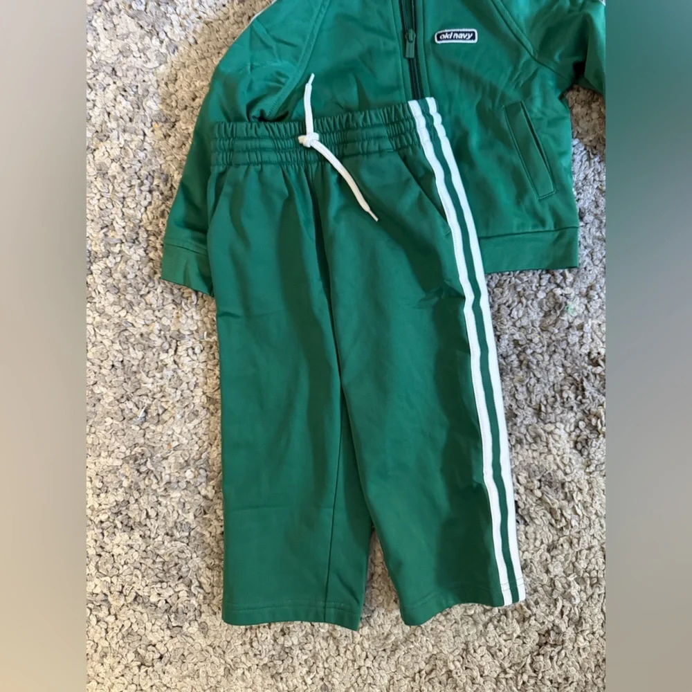 Old navy retro tracksuit